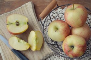 Lee más sobre el artículo Manzanas – El camino hacia una nutrición saludable